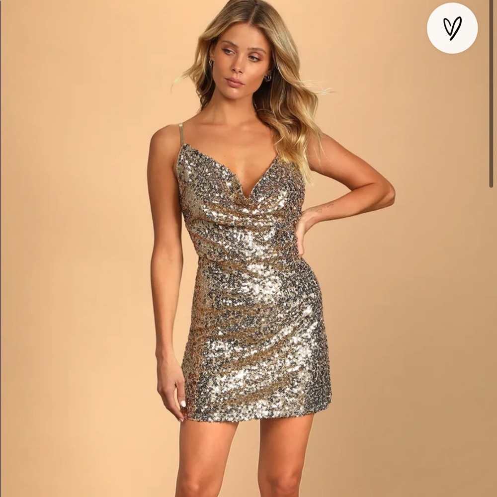 Lulus- Size XS(can fit S)- sequins mini gold dress- adjustable straps - Picture 1 of 1